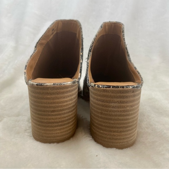 Report Women Size 6 Shoes Snake Skin Pointed Toe Mules Bootie Heels - Picture 7 of 9